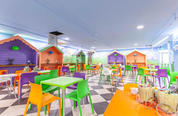 Dining area for parents at Fun Street
